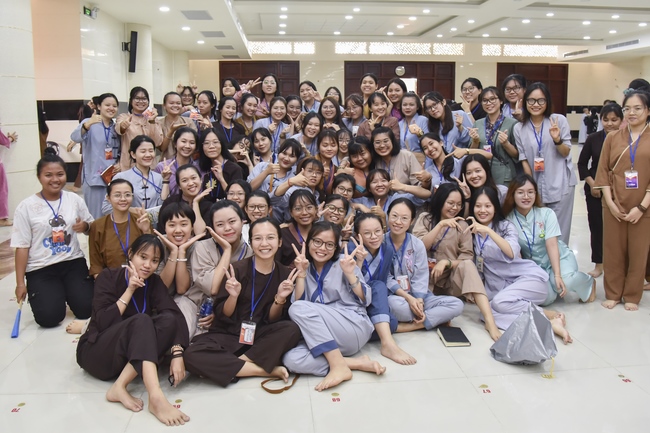 Fourth day of Summer Retreat 2022 at Hoang Phap Pagoda