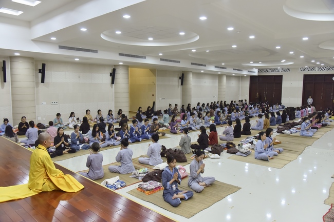 Fourth day of Summer Retreat 2022 at Hoang Phap Pagoda