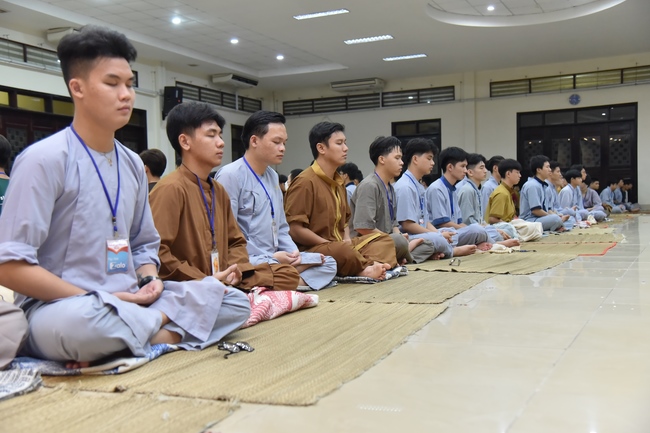 Fourth day of Summer Retreat 2022 at Hoang Phap Pagoda