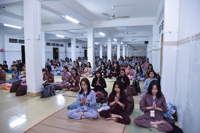 Fourth day of Summer Retreat 2022 at Hoang Phap Pagoda