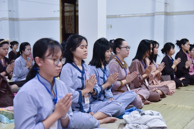 Fourth day of Summer Retreat 2022 at Hoang Phap Pagoda
