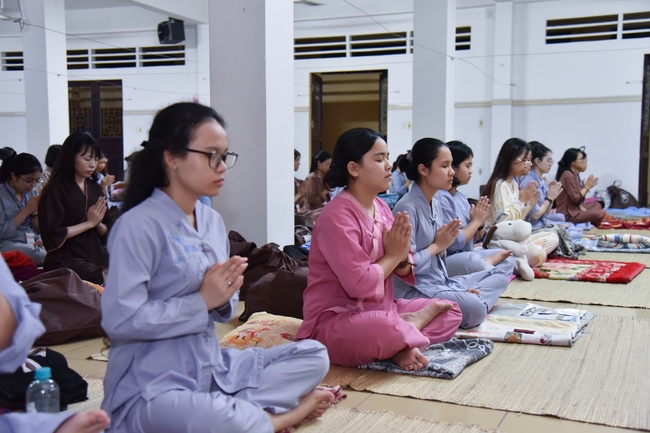 Fourth day of Summer Retreat 2022 at Hoang Phap Pagoda
