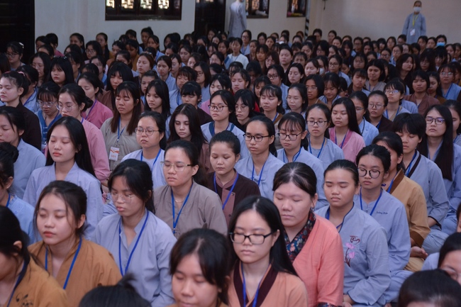 Fourth day of Summer Retreat 2022 at Hoang Phap Pagoda
