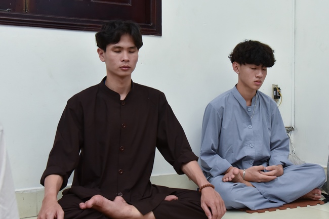 Fourth day of Summer Retreat 2022 at Hoang Phap Pagoda