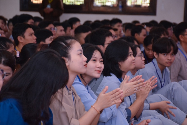 Fourth day of Summer Retreat 2022 at Hoang Phap Pagoda