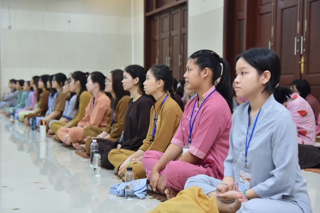 Fourth day of Summer Retreat 2022 at Hoang Phap Pagoda