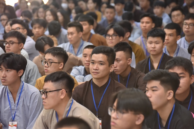 Fourth day of Summer Retreat 2022 at Hoang Phap Pagoda