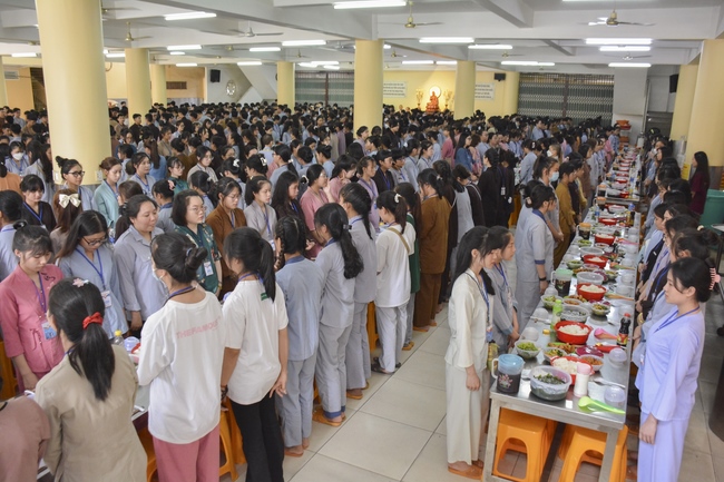 Fourth day of Summer Retreat 2022 at Hoang Phap Pagoda