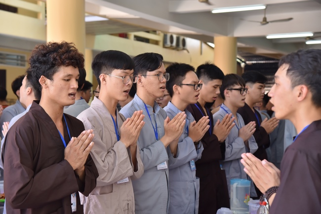 Fourth day of Summer Retreat 2022 at Hoang Phap Pagoda