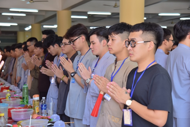 Fourth day of Summer Retreat 2022 at Hoang Phap Pagoda