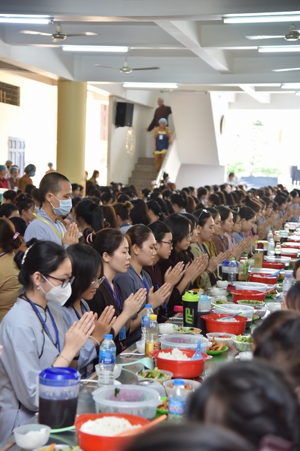 Fourth day of Summer Retreat 2022 at Hoang Phap Pagoda