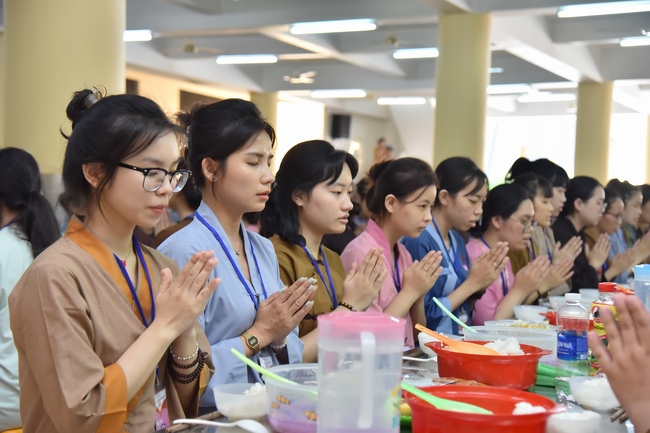 Fourth day of Summer Retreat 2022 at Hoang Phap Pagoda