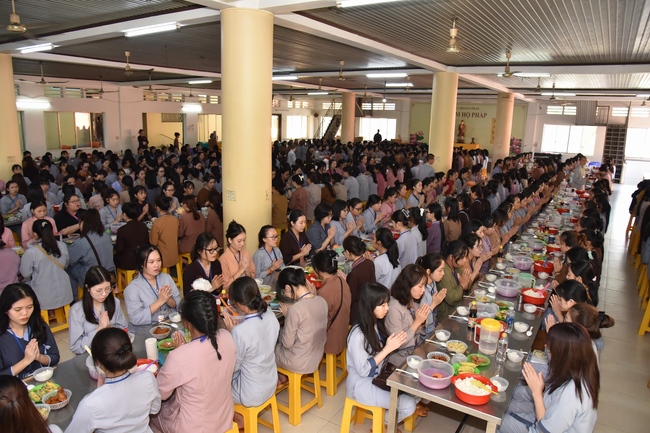 Fourth day of Summer Retreat 2022 at Hoang Phap Pagoda