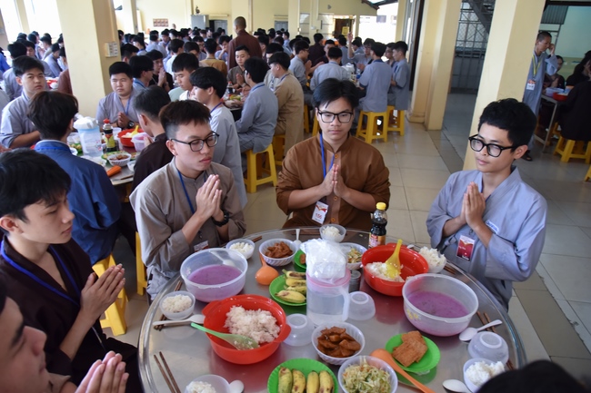 Fourth day of Summer Retreat 2022 at Hoang Phap Pagoda