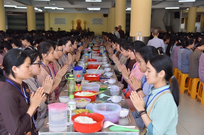 Fourth day of Summer Retreat 2022 at Hoang Phap Pagoda