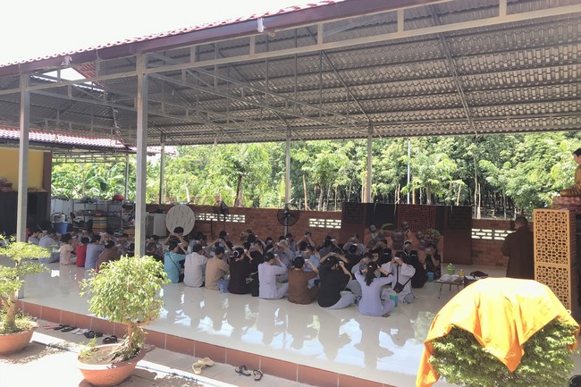 One Day Peaceful Retreat at Suoi Phap Pagoda