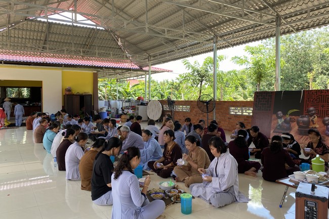 One Day Peaceful Retreat at Suoi Phap Pagoda