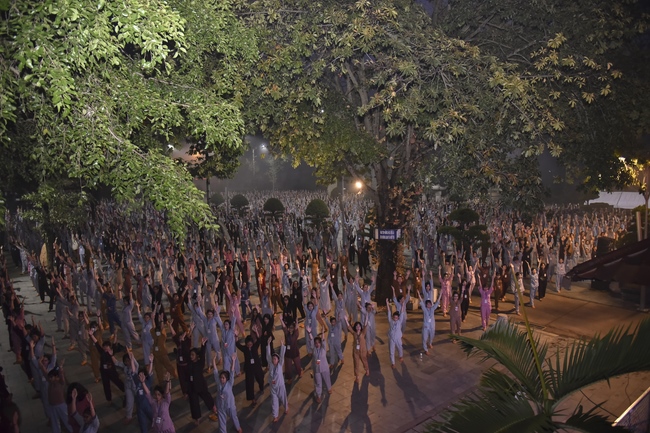 Fifth day of Summer Retreat 2022 at Hoang Phap Pagoda