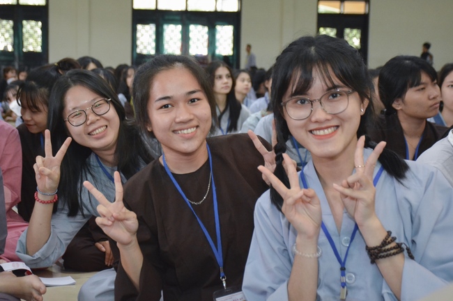 Fifth day of Summer Retreat 2022 at Hoang Phap Pagoda