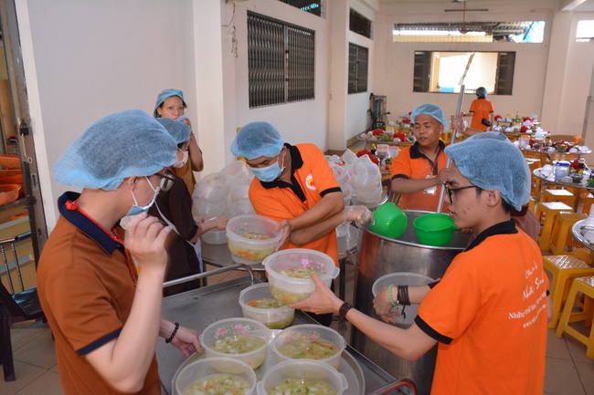Fifth day of Summer Retreat 2022 at Hoang Phap Pagoda