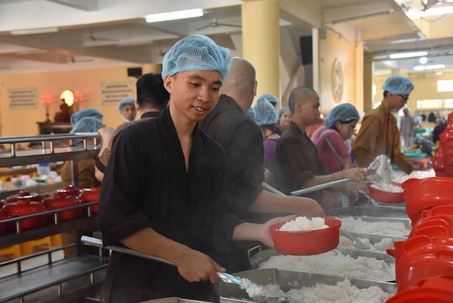 Fifth day of Summer Retreat 2022 at Hoang Phap Pagoda