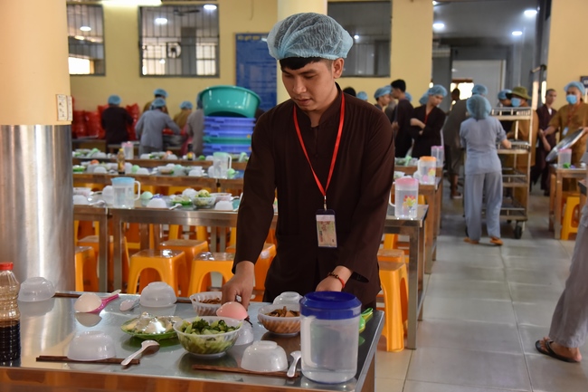 Fifth day of Summer Retreat 2022 at Hoang Phap Pagoda