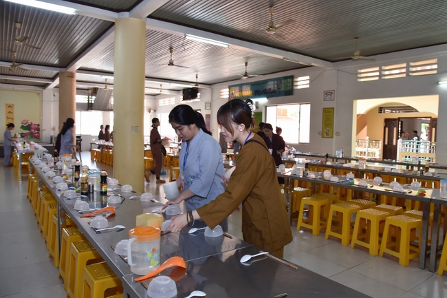 Fifth day of Summer Retreat 2022 at Hoang Phap Pagoda