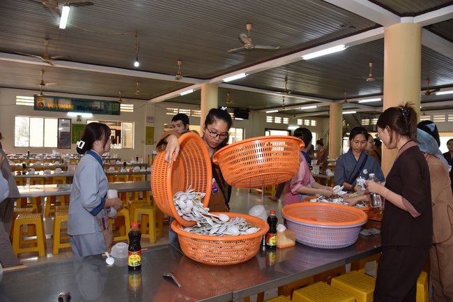 Fifth day of Summer Retreat 2022 at Hoang Phap Pagoda