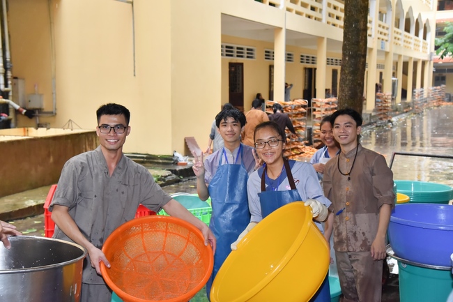 Fifth day of Summer Retreat 2022 at Hoang Phap Pagoda