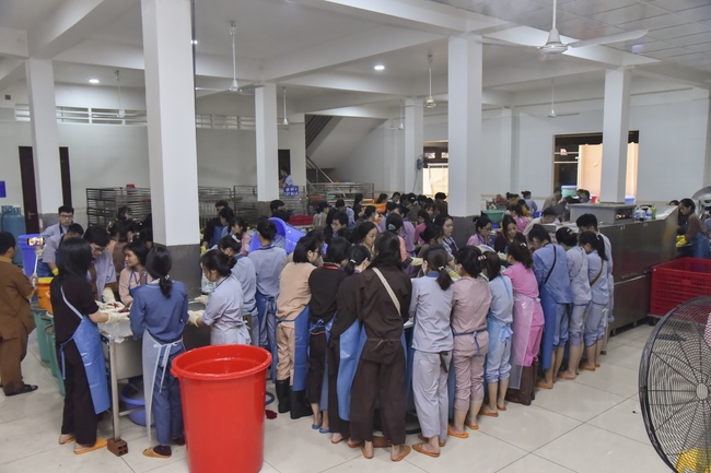 Fifth day of Summer Retreat 2022 at Hoang Phap Pagoda