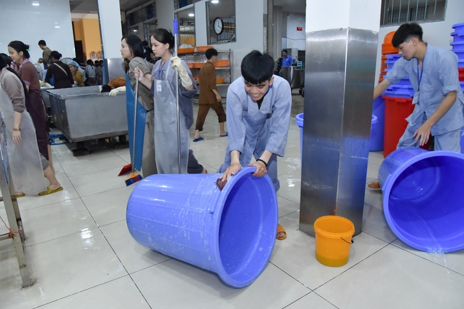 Fifth day of Summer Retreat 2022 at Hoang Phap Pagoda