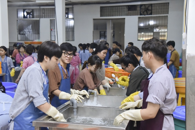 Fifth day of Summer Retreat 2022 at Hoang Phap Pagoda