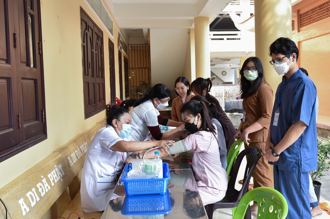 Fifth day of Summer Retreat 2022 at Hoang Phap Pagoda