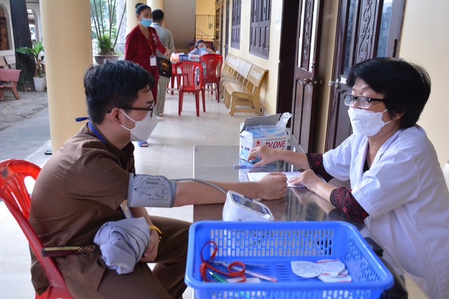 Fifth day of Summer Retreat 2022 at Hoang Phap Pagoda