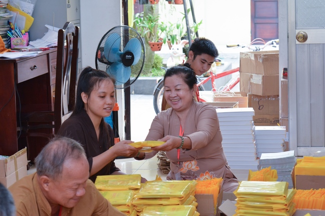 Fifth day of Summer Retreat 2022 at Hoang Phap Pagoda