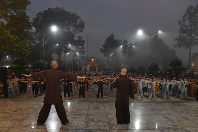 Fifth day of Summer Retreat 2022 at Hoang Phap Pagoda