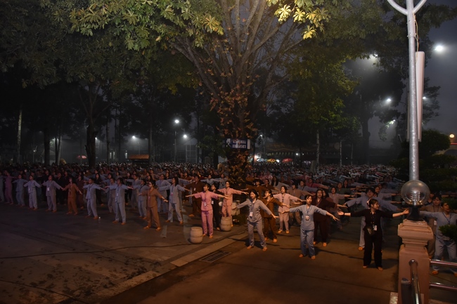 Fifth day of Summer Retreat 2022 at Hoang Phap Pagoda