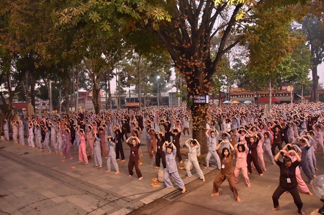 Fifth day of Summer Retreat 2022 at Hoang Phap Pagoda