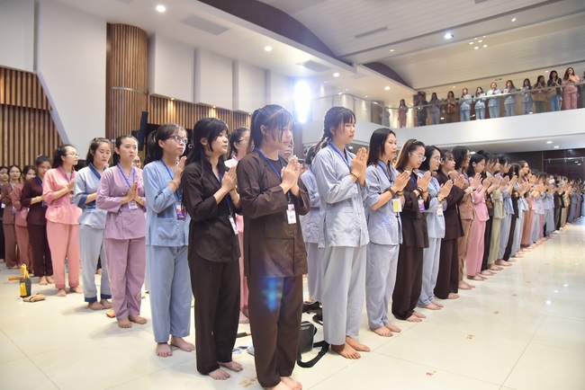 Fifth day of Summer Retreat 2022 at Hoang Phap Pagoda