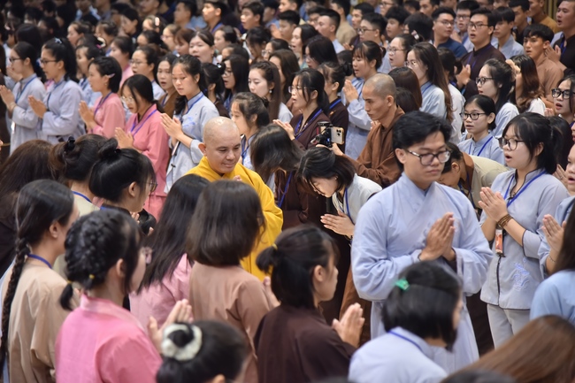 Fifth day of Summer Retreat 2022 at Hoang Phap Pagoda