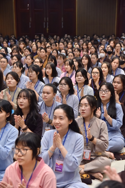 Fifth day of Summer Retreat 2022 at Hoang Phap Pagoda