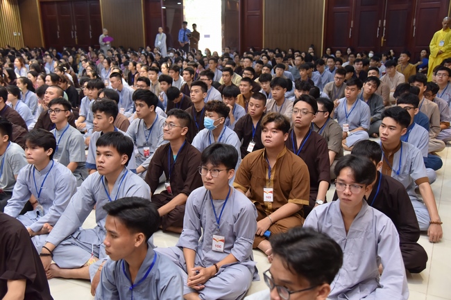 Fifth day of Summer Retreat 2022 at Hoang Phap Pagoda
