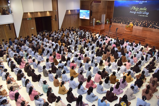 Fifth day of Summer Retreat 2022 at Hoang Phap Pagoda