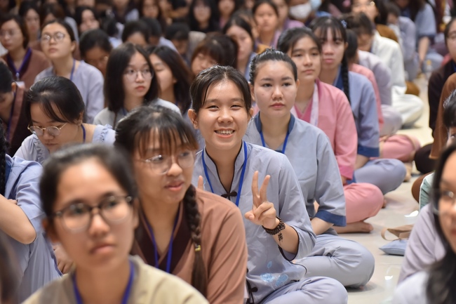 Fifth day of Summer Retreat 2022 at Hoang Phap Pagoda