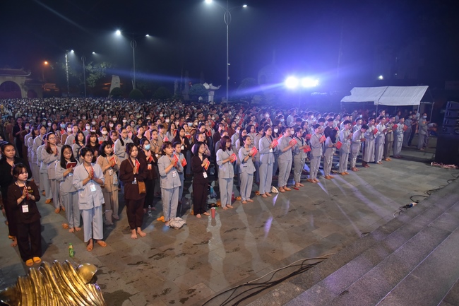 Sixth day of Summer Retreat 2022 at Hoang Phap Pagoda