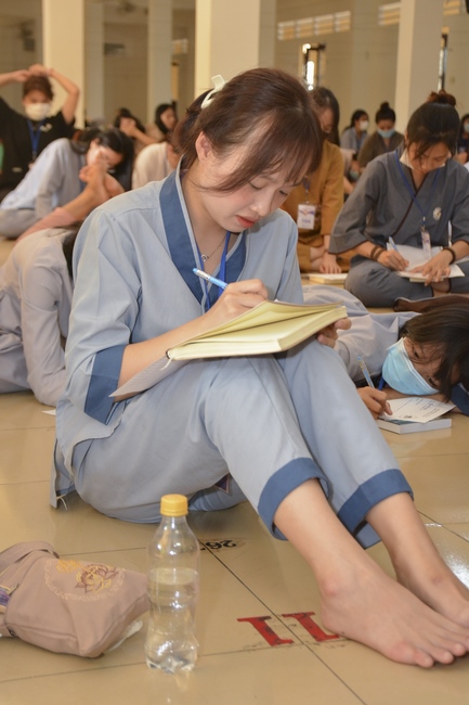 Sixth day of Summer Retreat 2022 at Hoang Phap Pagoda