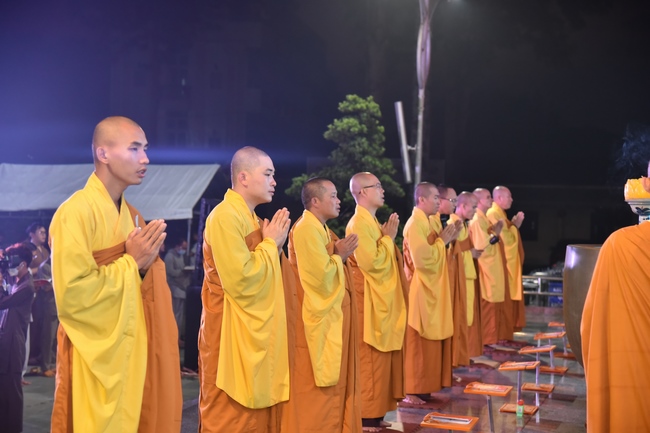 Sixth day of Summer Retreat 2022 at Hoang Phap Pagoda