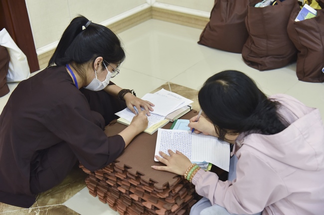 Sixth day of Summer Retreat 2022 at Hoang Phap Pagoda