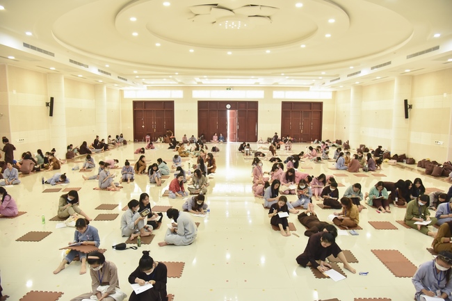 Sixth day of Summer Retreat 2022 at Hoang Phap Pagoda