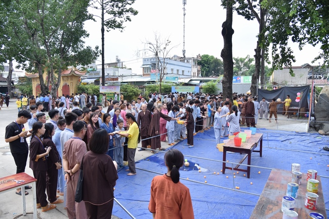 Sixth day of Summer Retreat 2022 at Hoang Phap Pagoda
